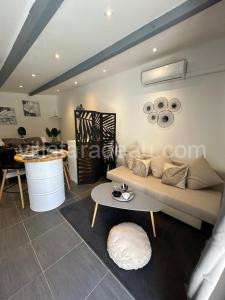 Studio dans résidence à Taradeau